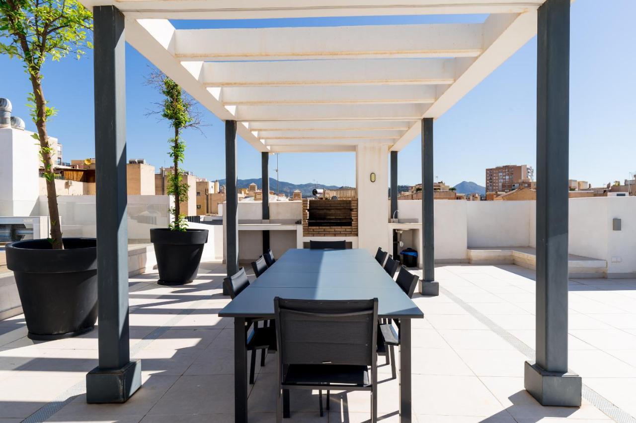 Apartamento Deluxe Con Piscina, Terraza & Parking Малага Экстерьер фото
