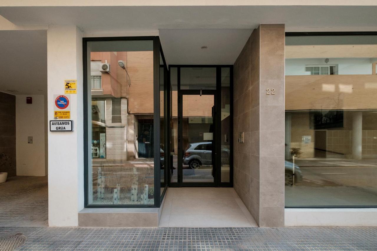 Apartamento Deluxe Con Piscina, Terraza & Parking Малага Экстерьер фото
